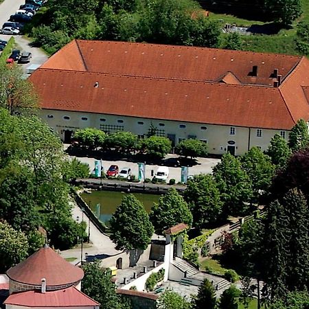 Schlossbrauerei Weinberg - Erste Ooe. Gasthausbrauerei Kefermarkt المظهر الخارجي الصورة