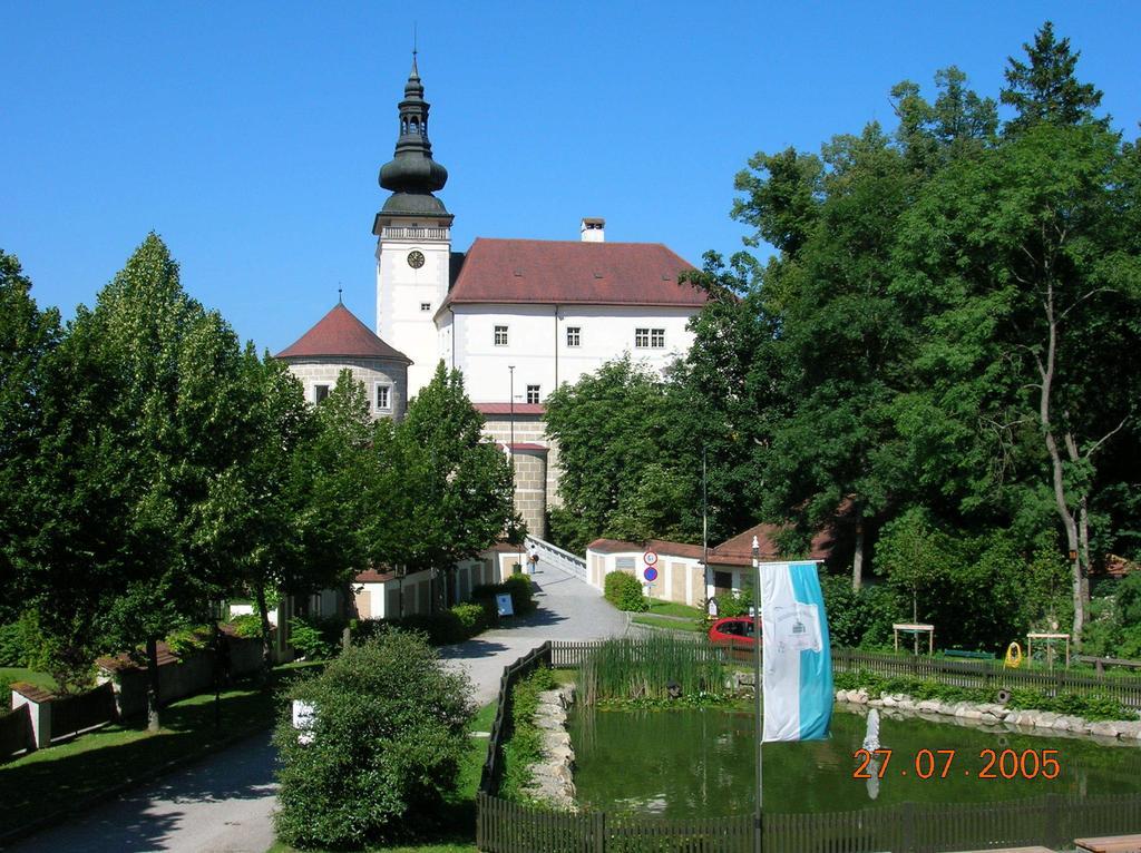 Schlossbrauerei Weinberg - Erste Ooe. Gasthausbrauerei Kefermarkt المظهر الخارجي الصورة
